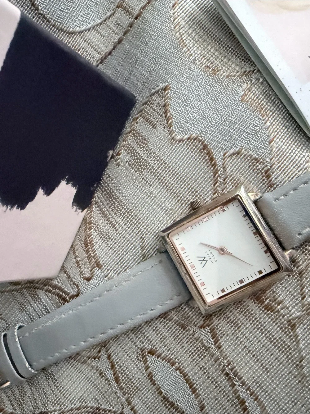 Minimalist Silver Square Dial Women's Watch with Light Gray Leather Strap